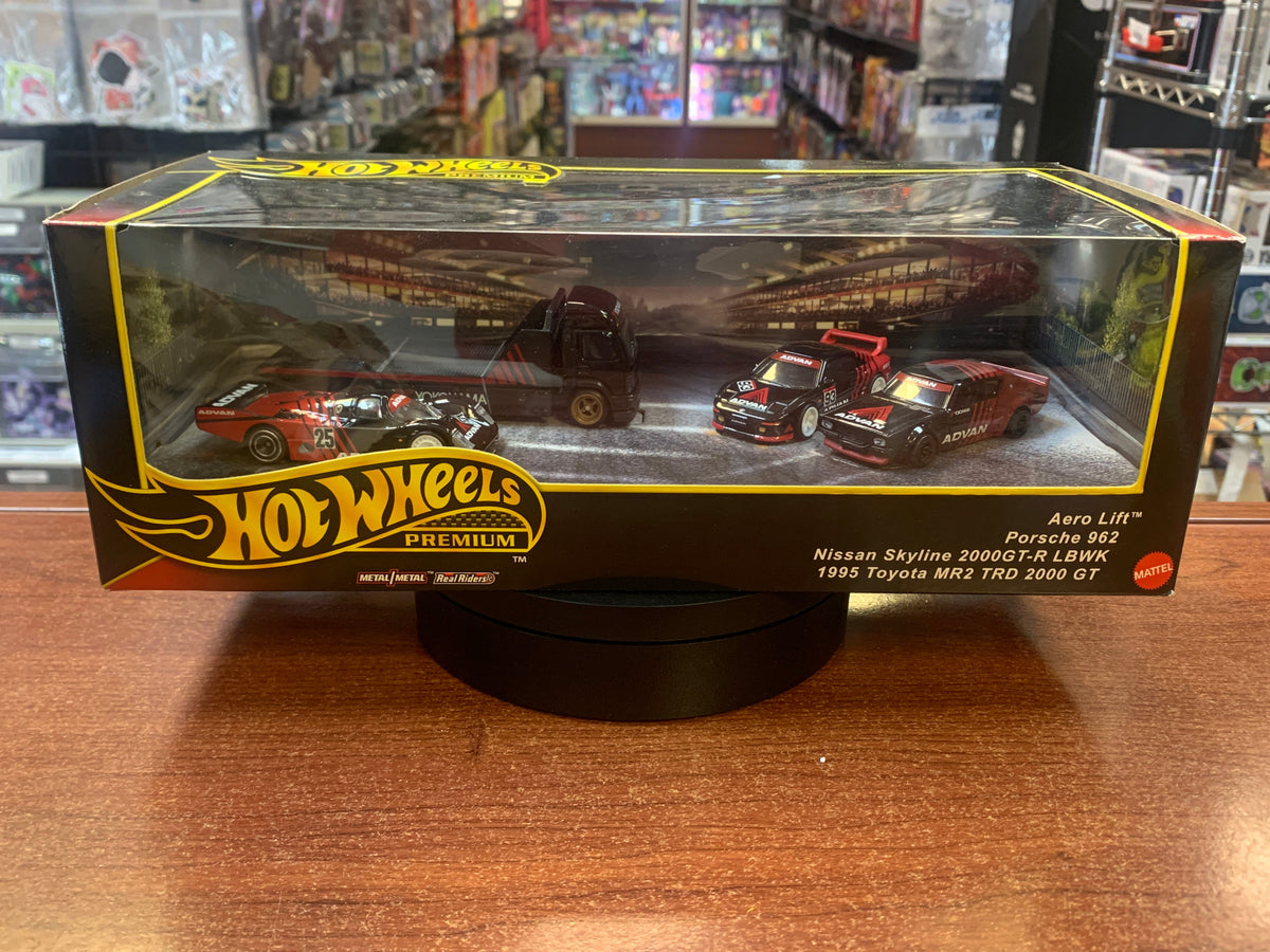 Aero Lift Porsche with Skyline 2000GTR (Hot Wheels Premium Real Rider, Mattel) SEALED product image 2, provided for visual
