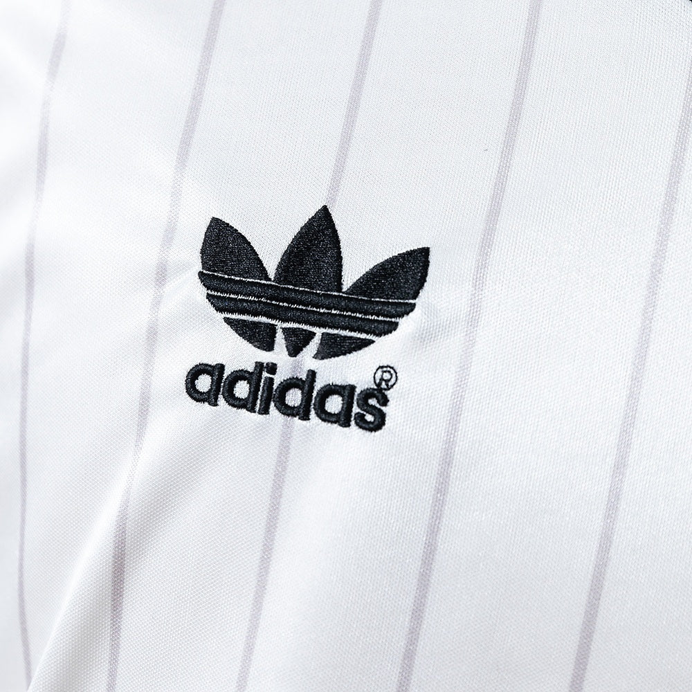 Manchester United Away Jersey1983-84 Retro Football Kit product image 4