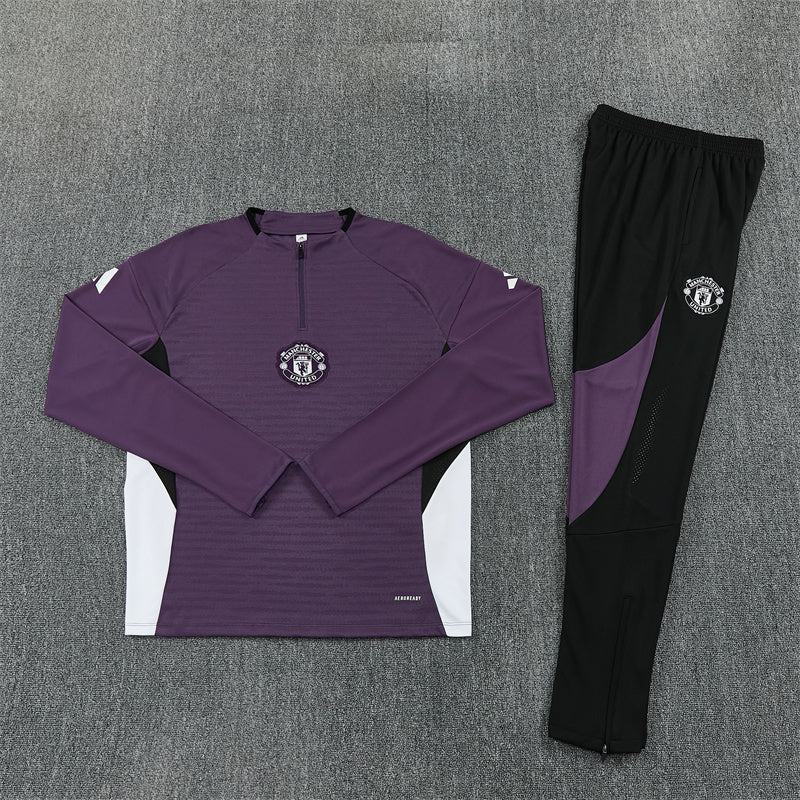 Manchester United Training Tracksuits 2025/26 Football Kit product image 2
