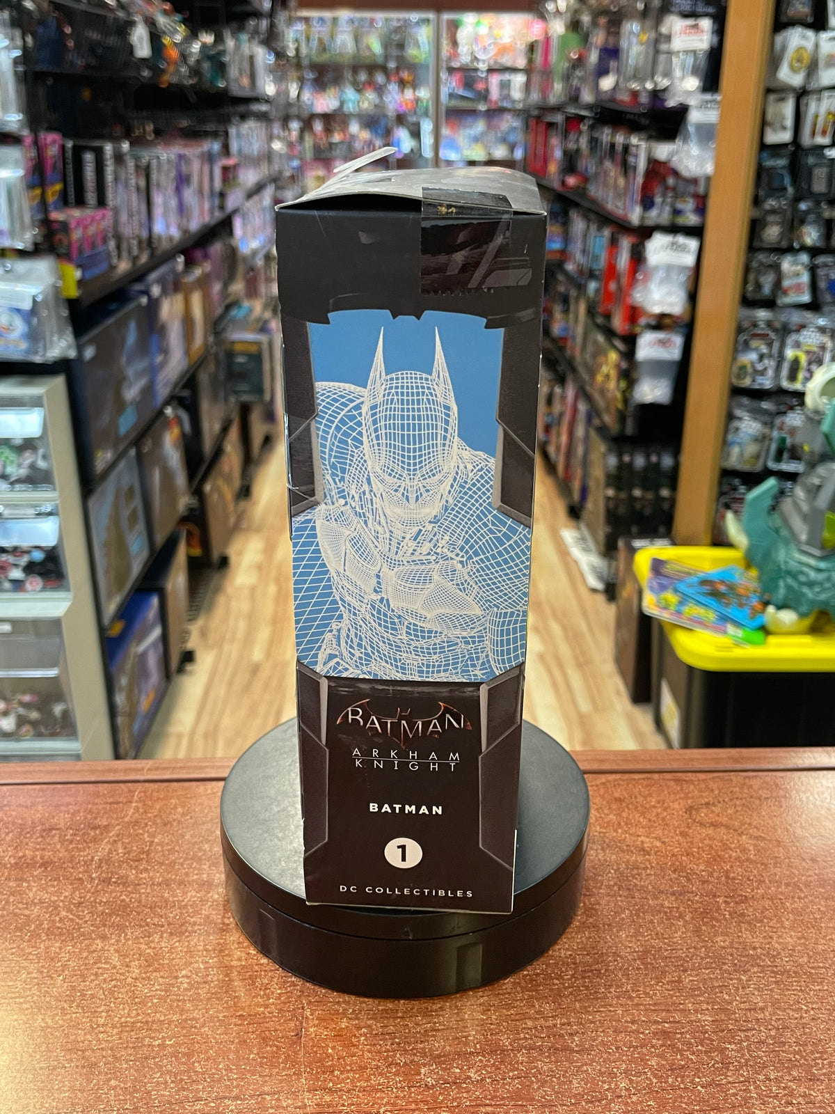 Batman #1 (Batman Arkham knight, DC Collectibles) SEALED product image 6, provided for visual reference and product detail