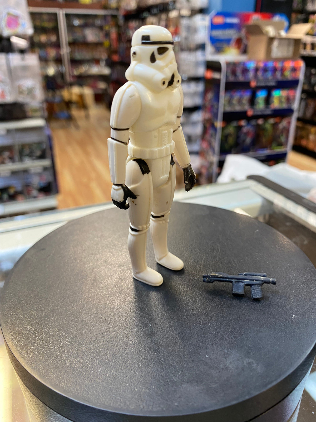 Stormtrooper 4576 (Vintage Star Wars, Kenner) COMPLETE product image 3, provided for visual reference and product detail