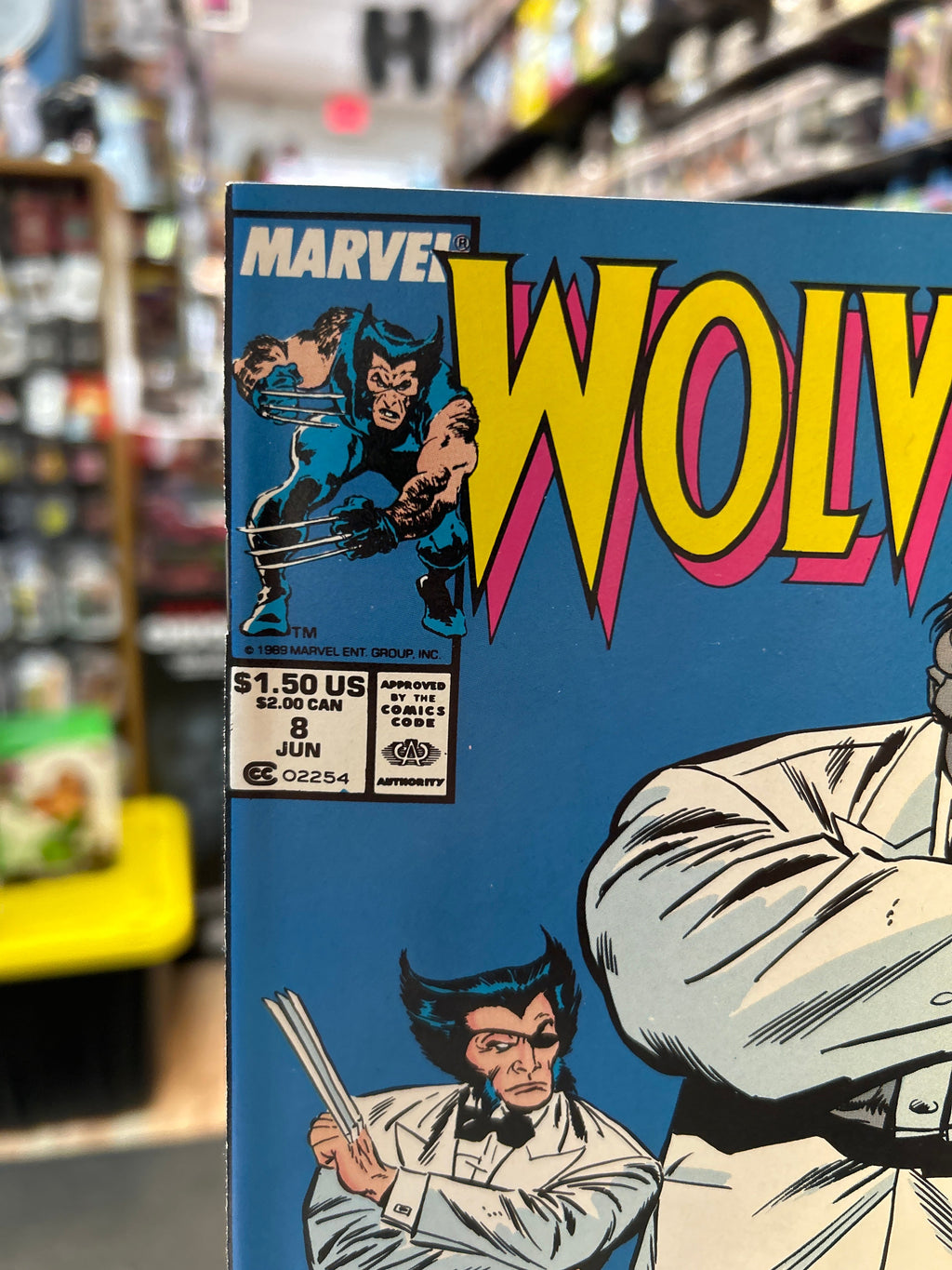 Wolverine #8 -Patch & Grey Hulk- (Marvel, Vintage Comics) product image 4, provided for visual reference and product detail