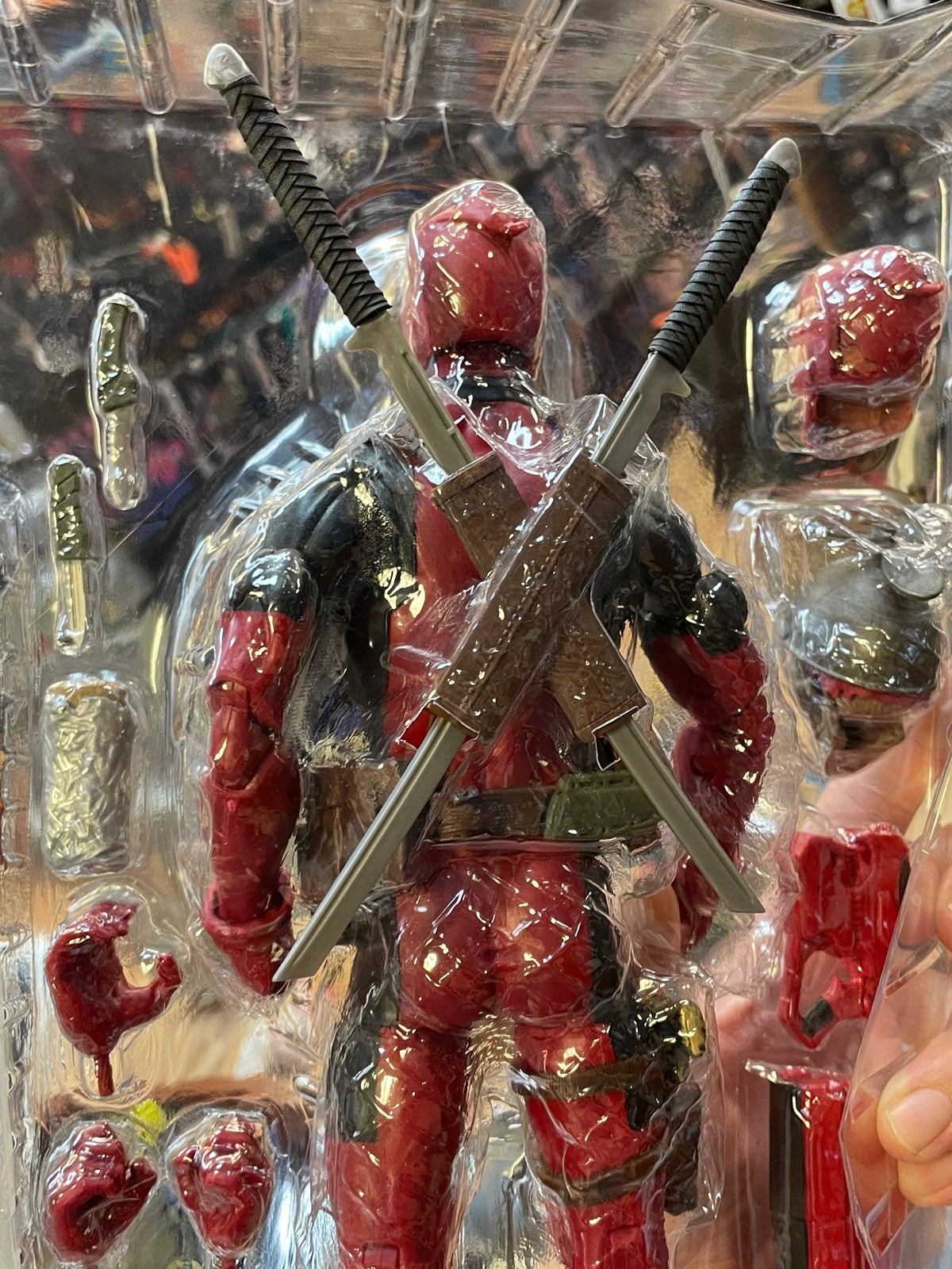 Red Suit Deadpool -Deluxe- (Marvel Legends, Hasbro) **Complete** product image 9, provided for visual reference and product