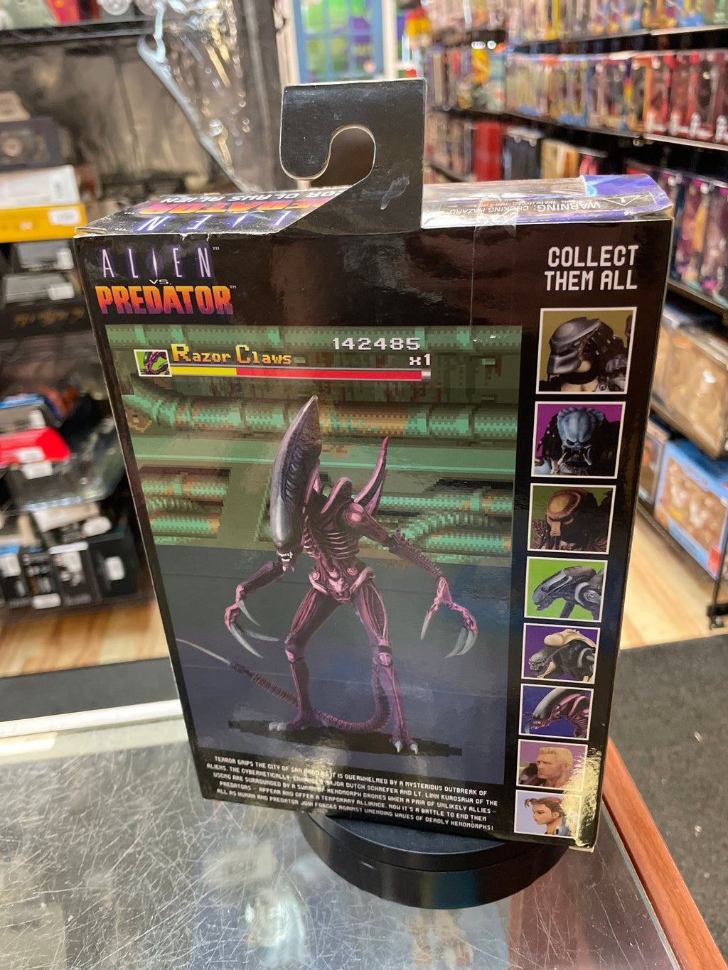 Razor Claws Alien (NECA, Predator vs Alien) **SEALED** product image 4, provided for visual reference and product detail
