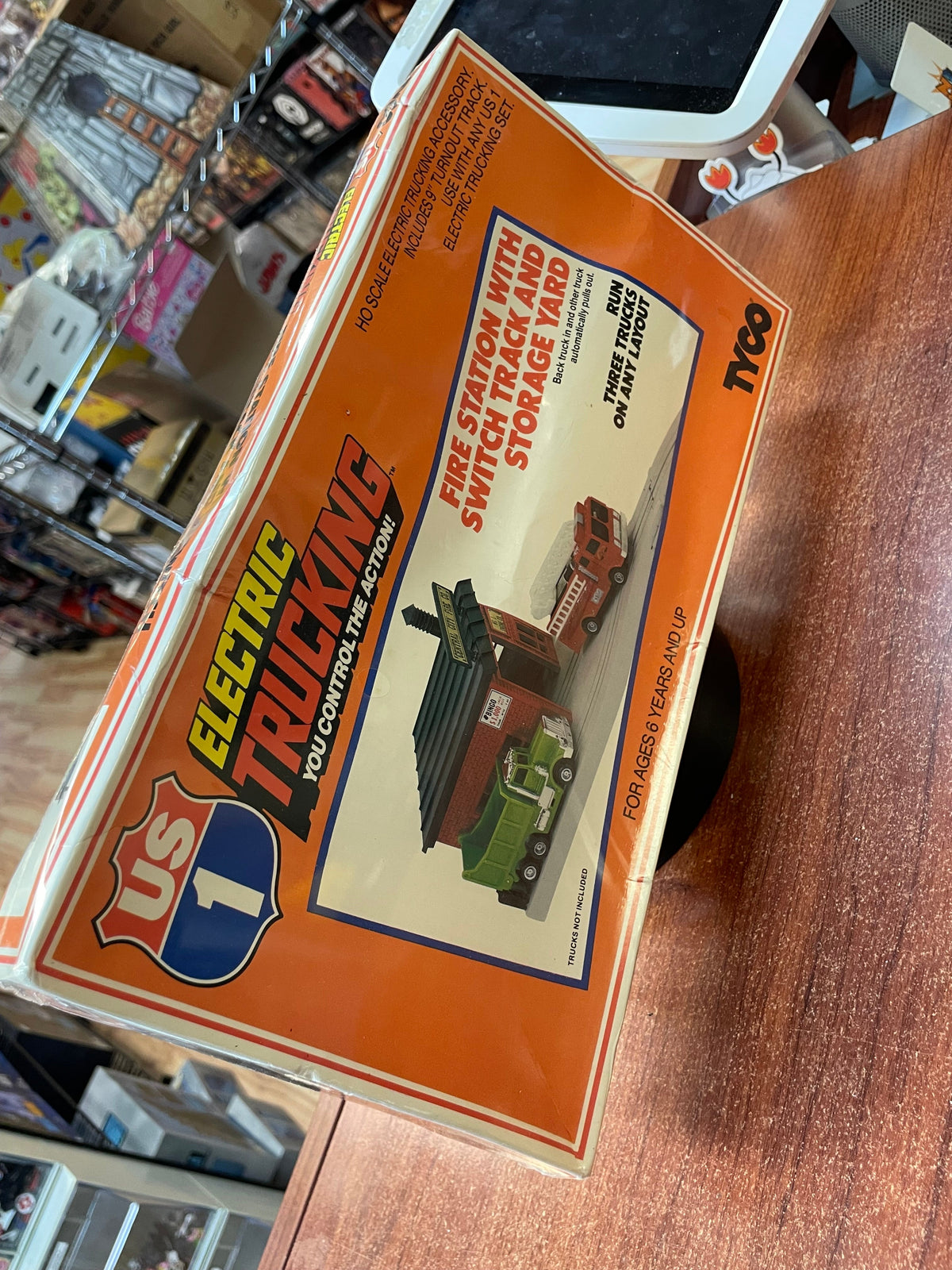 Electric Trucking Fire Station (Vintage Slot Car, TYCO) SEALED product image 4, provided for visual reference and product