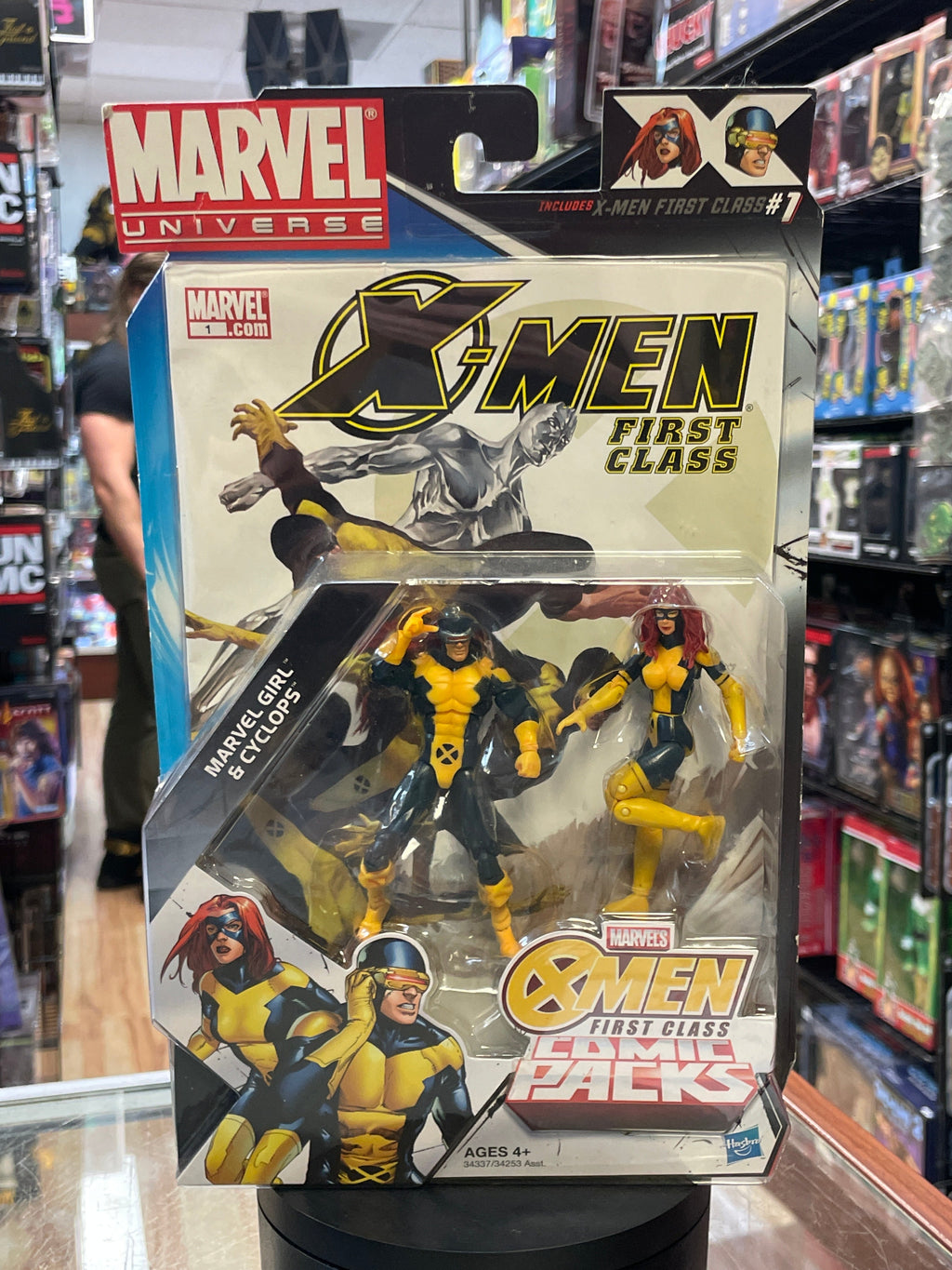 Marvel Girl & Cyclops 3.75 Comic Pack (Marvel Universe, Hasbro) SEALED product image 1, provided for visual reference and