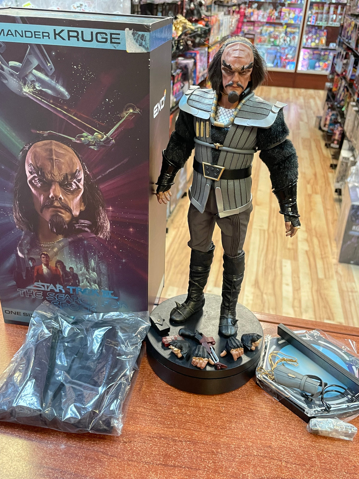Commander kruge 1/6 Scale (Star Trek 3 The Search For Spock, EXO-6) OPEN BOX product image 3, provided for visual reference