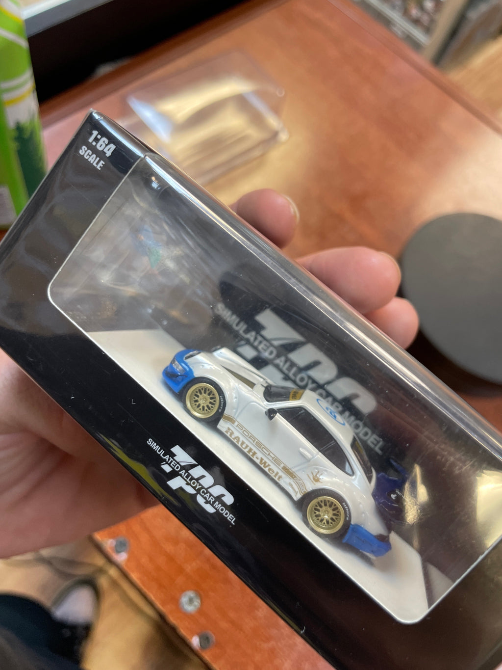 RWB 964 White Pearl EA (TPC, Diecast ) product image 5, provided for visual reference and product detail review
