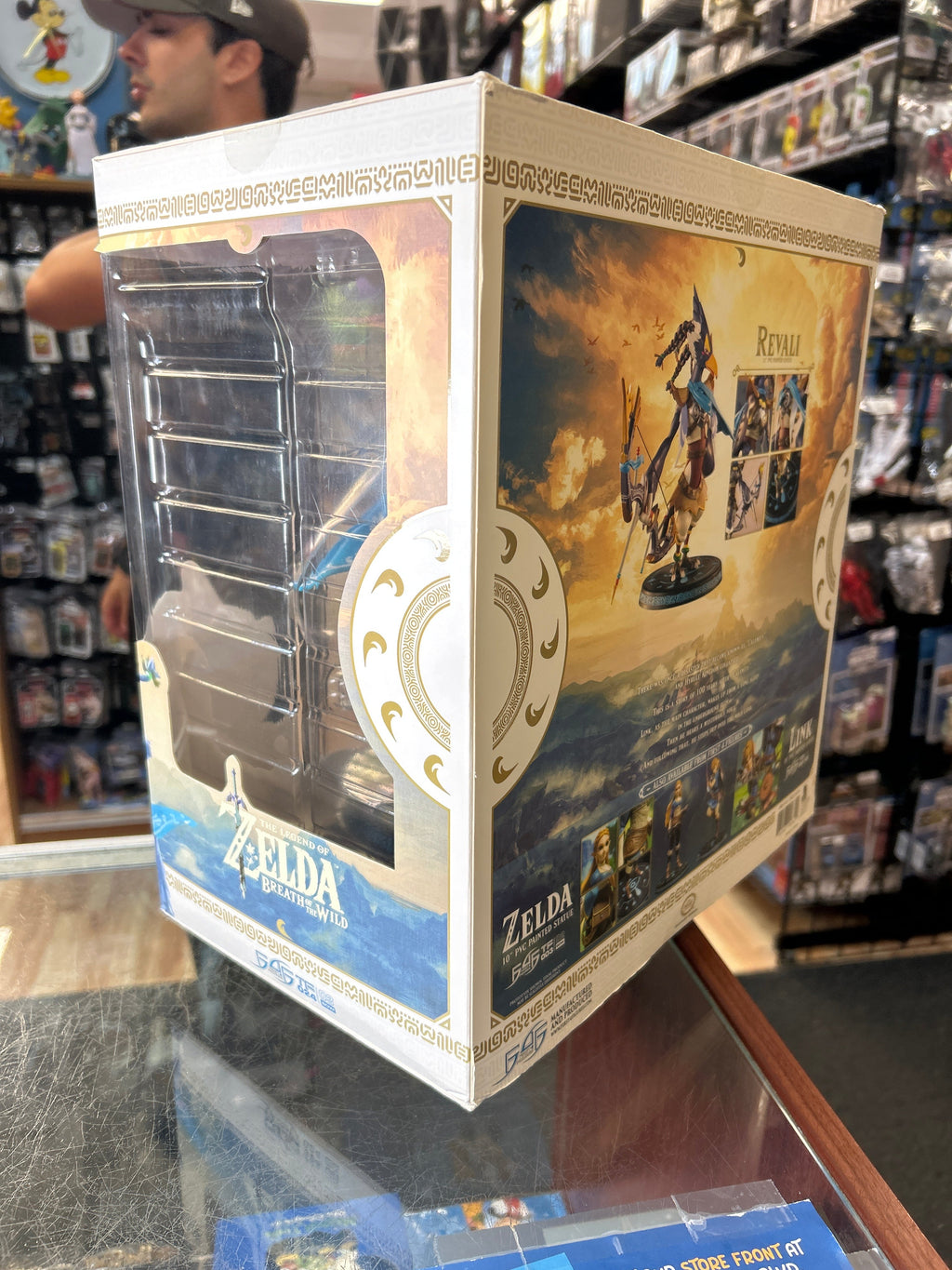 Revali 11” PVC Statue (The legend Of Zelda, First 4 Figures) **SEALED** product image 5, provided for visual reference and