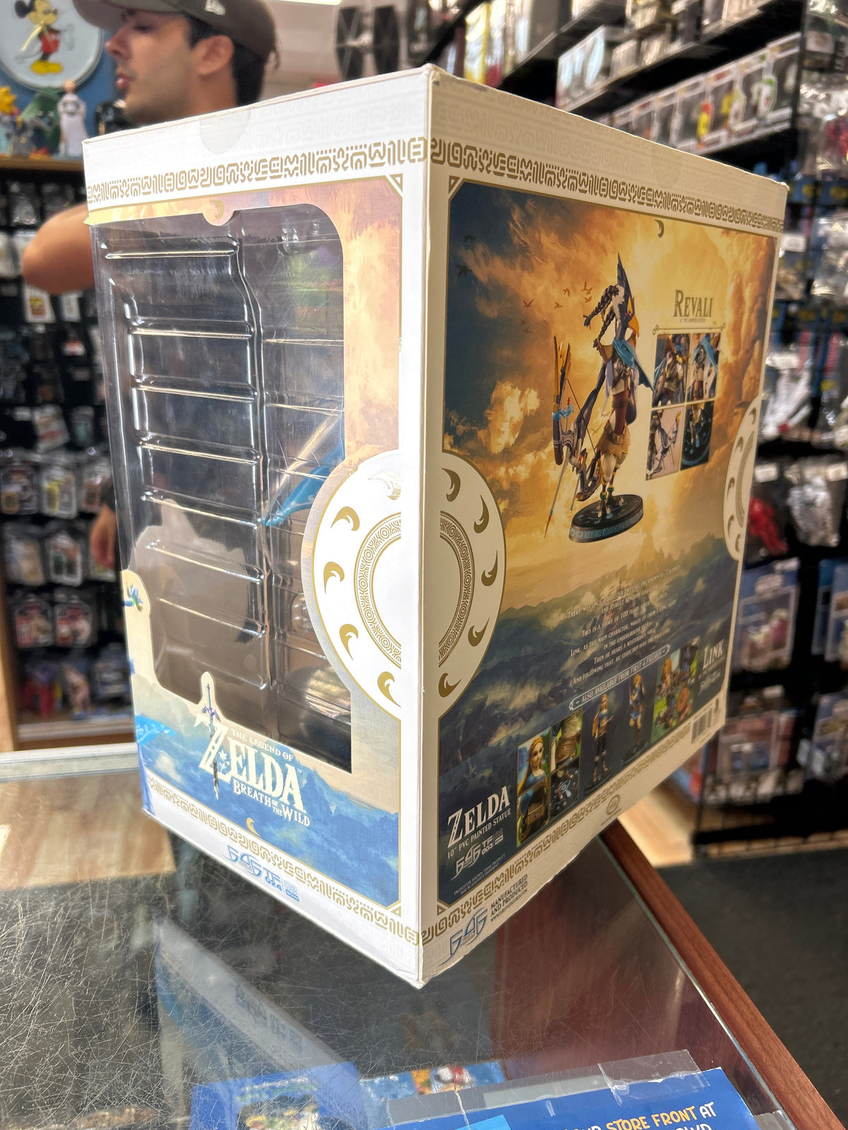Revali 11” PVC Statue (The legend Of Zelda, First 4 Figures) **SEALED** product image 5, provided for visual reference and