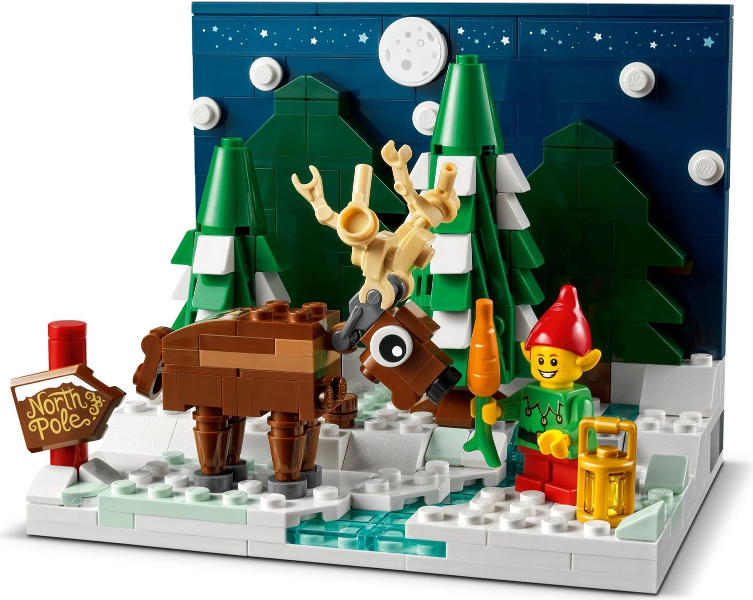 40484 Santa's Front Yard (Retired) (Certified Complete) product image 1, provided for visual reference and product detail