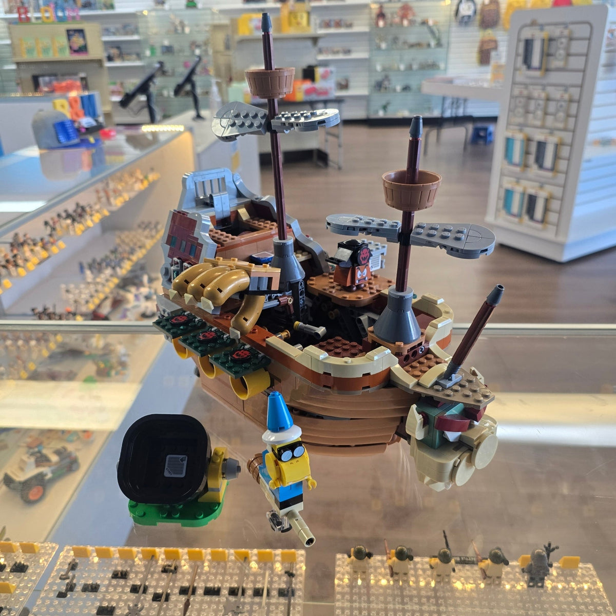71391 LEGO Super Mario: Bowser’s Airship - Expansion Set (Retired) (Previously Owned) product image 1, provided for visual