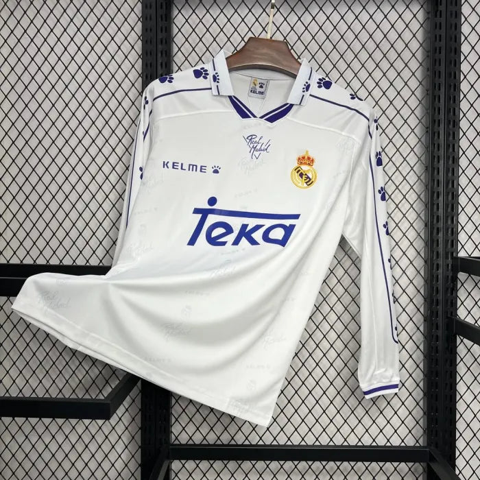 Retro Real Madrid Home Kit 1994/96 Long Sleeves Football product image 3