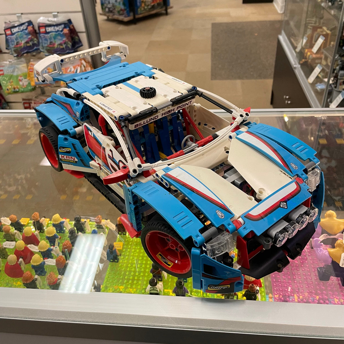 42077 Rally Car (Retired) (Previously Owned) product image 1, provided for visual reference and product detail review