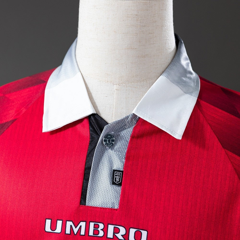 Manchester United Jersey 1996-98 Home Retro Football Kit product image 6