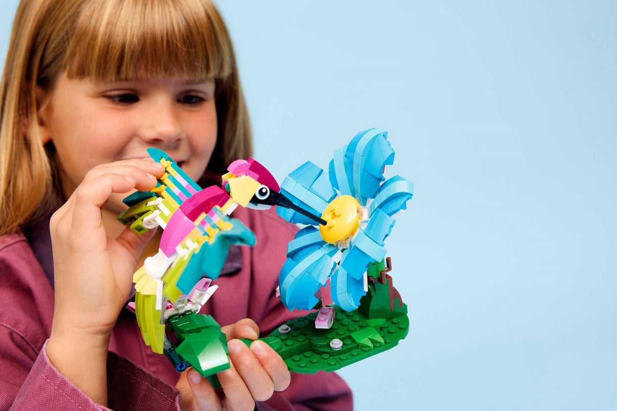 31384 Wild Animals: Colorful Hummingbird product image 3, provided for visual reference and product detail review