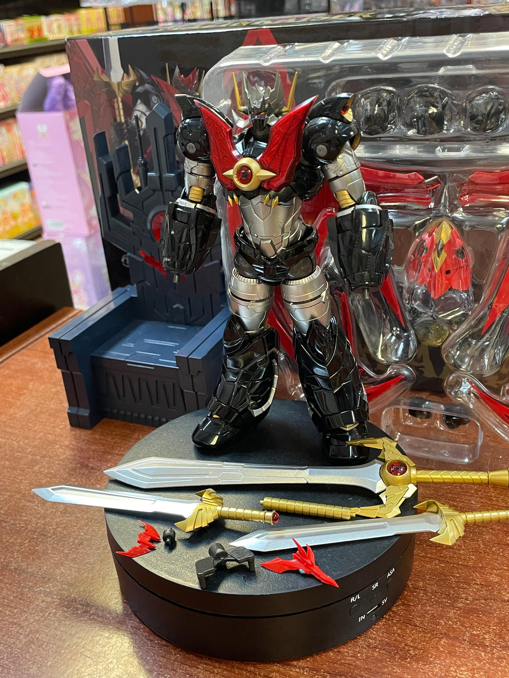 Mazinkaizer With Throne (Goodsmile Company Hagane Works, Sentinel) OPEN BOX product image 4, provided for visual reference