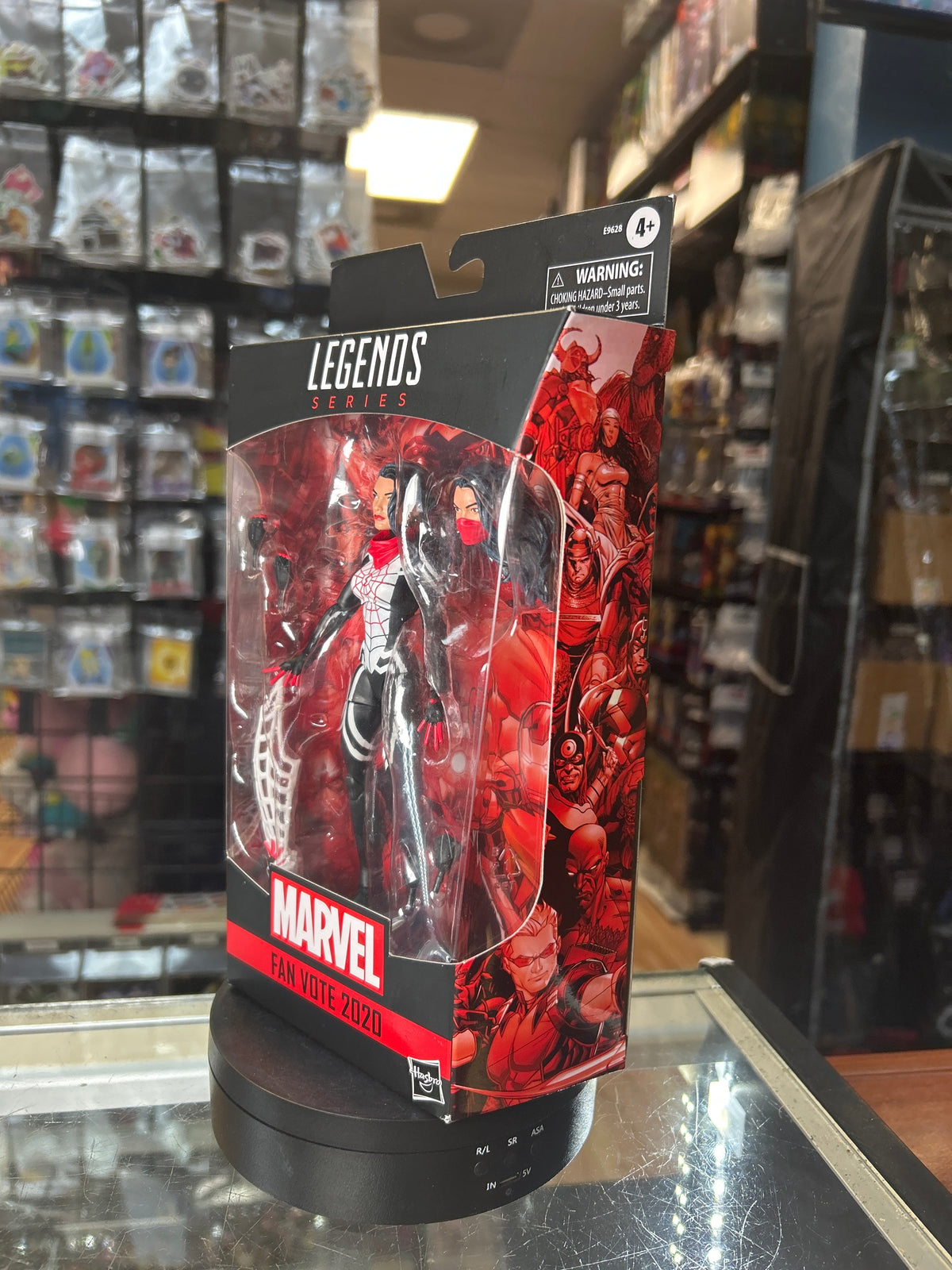 Silk -Fan Vote- (Marvel Legends, Hasbro) *SEALED* product image 6, provided for visual reference and product detail review