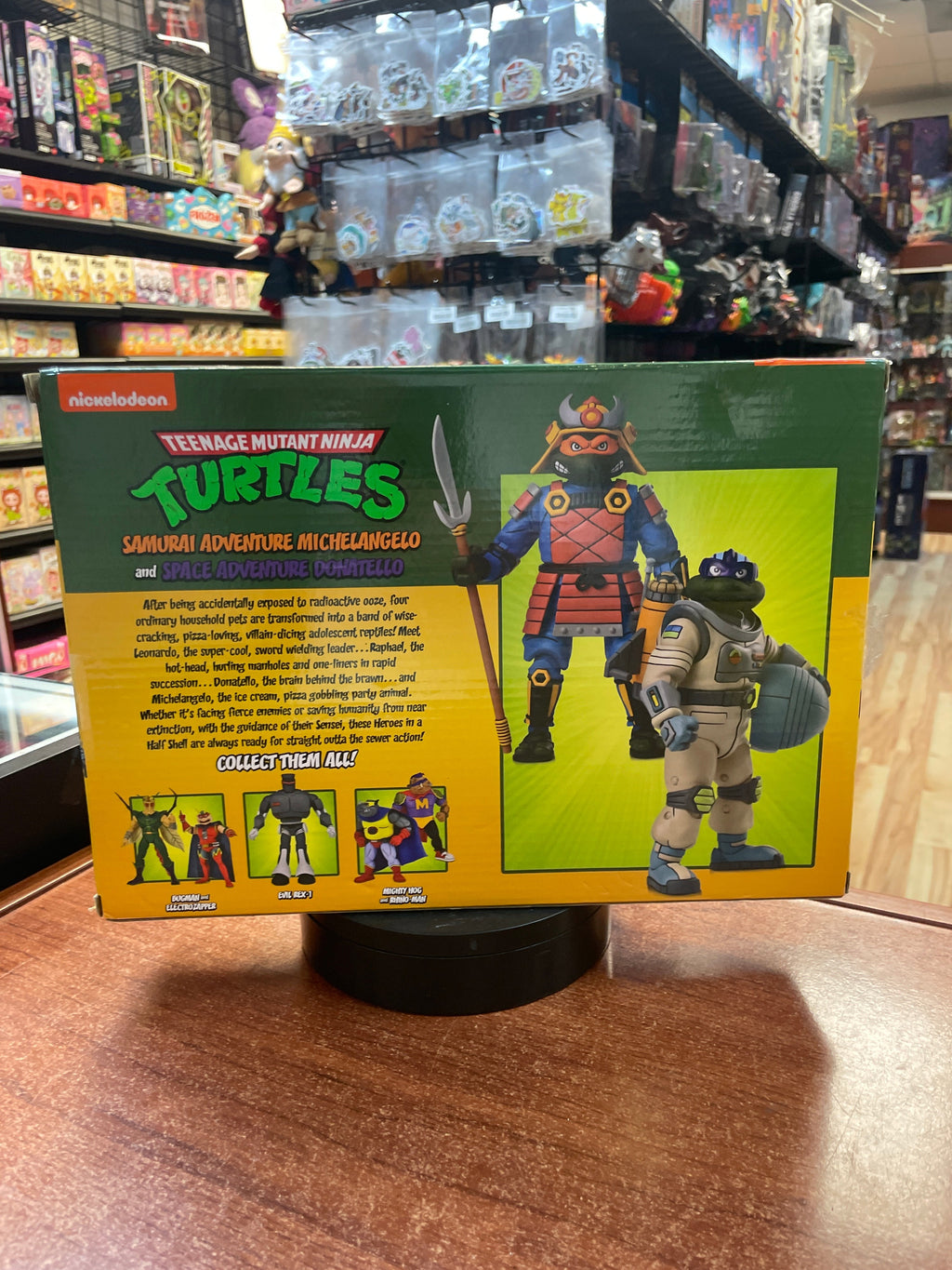 Samurai Michelangelo & Space Donatello (TMNT Ninja Turtles, NECA) **SEALED** product image 4, provided for visual reference