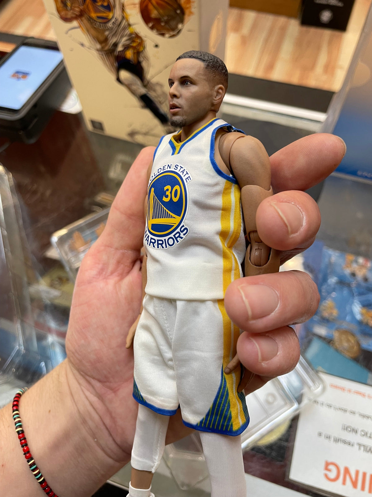 Stephen Curry Golden State Warriors 1/9 Scale (NBA Motion Masterpiece, Enterbay) **COMPLETE** product image 7, provided for