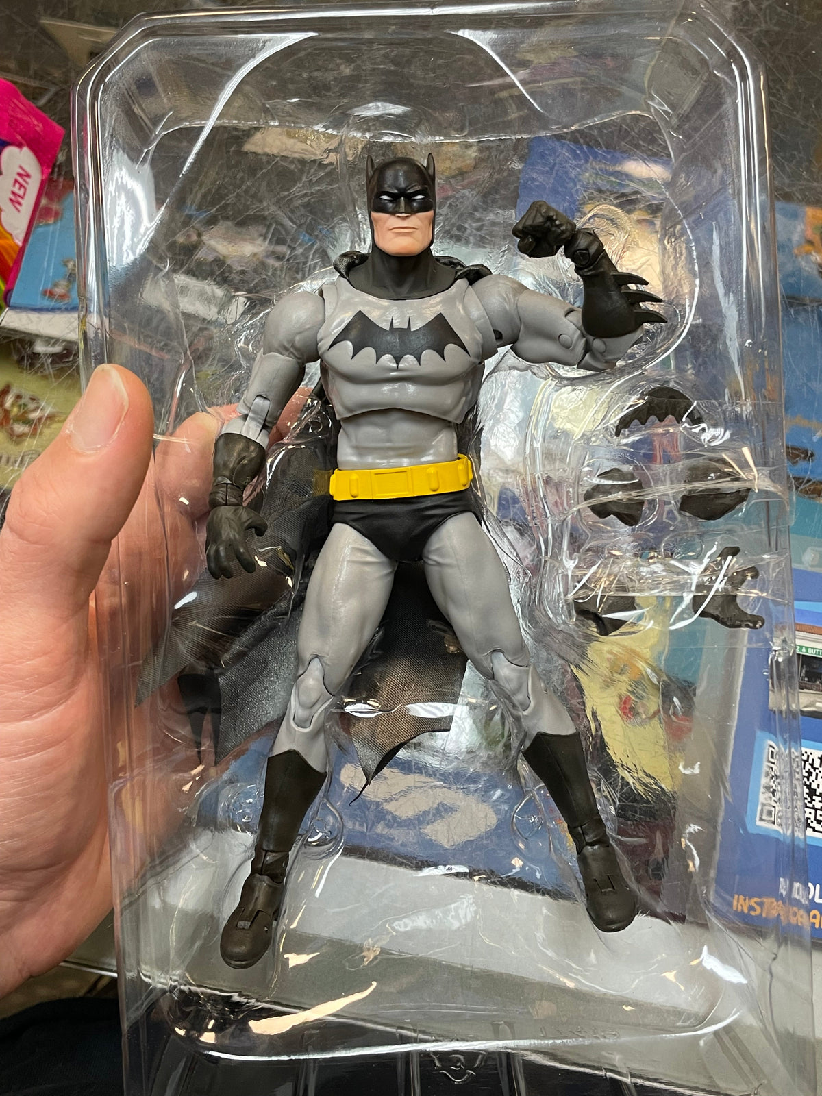 Batman Golden Age (DC Multiverse, McFarlane Toys) COMPLETE product image 4, provided for visual reference and product detail