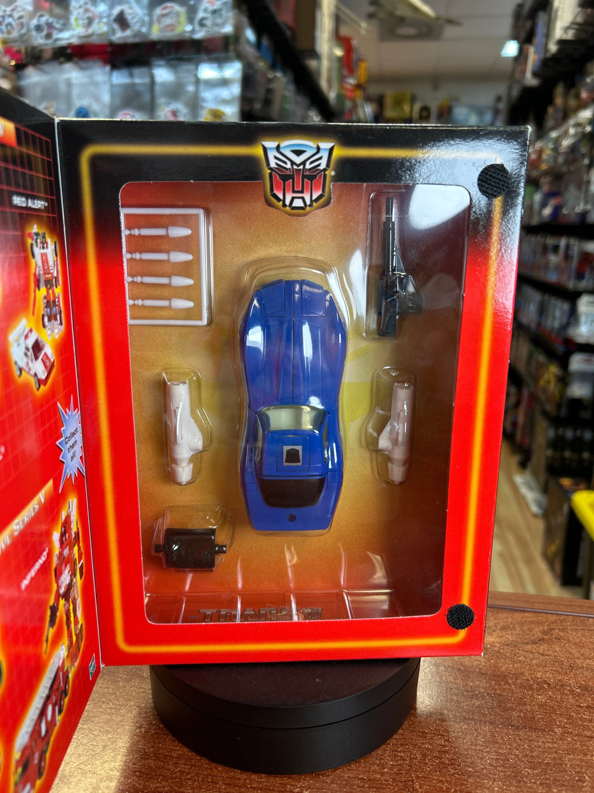 Tracks (Vintage Transformers Commemorative Series, Hasbro) **SEALED** product image 2, provided for visual reference and