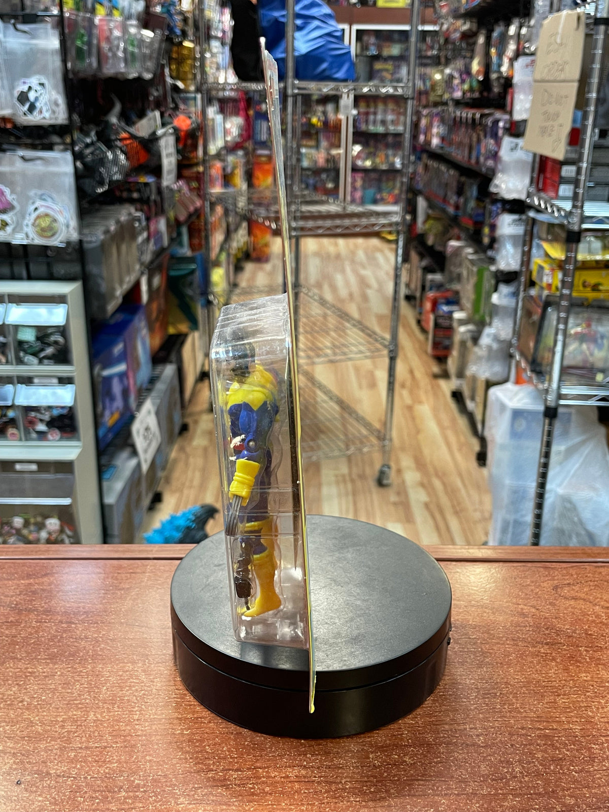 Wolverine 3rd Edition (Vintage Marvel, X-Men, Toy Biz) SEALED product image 2, provided for visual reference and product