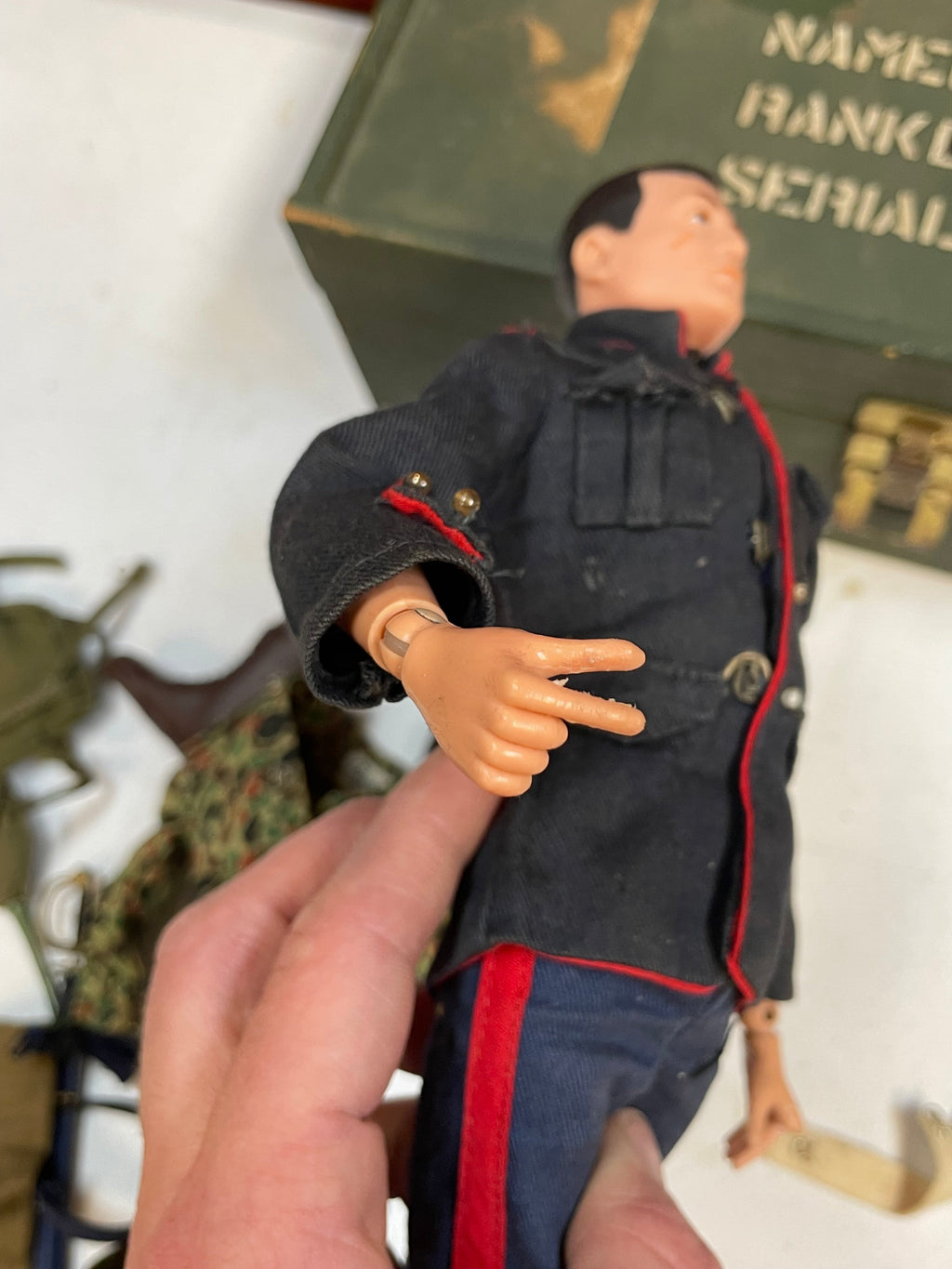 Action Marine with Foot Locker (Vintage 12” GI Joe, Hasbro) **Original** product image 32, provided for visual reference and