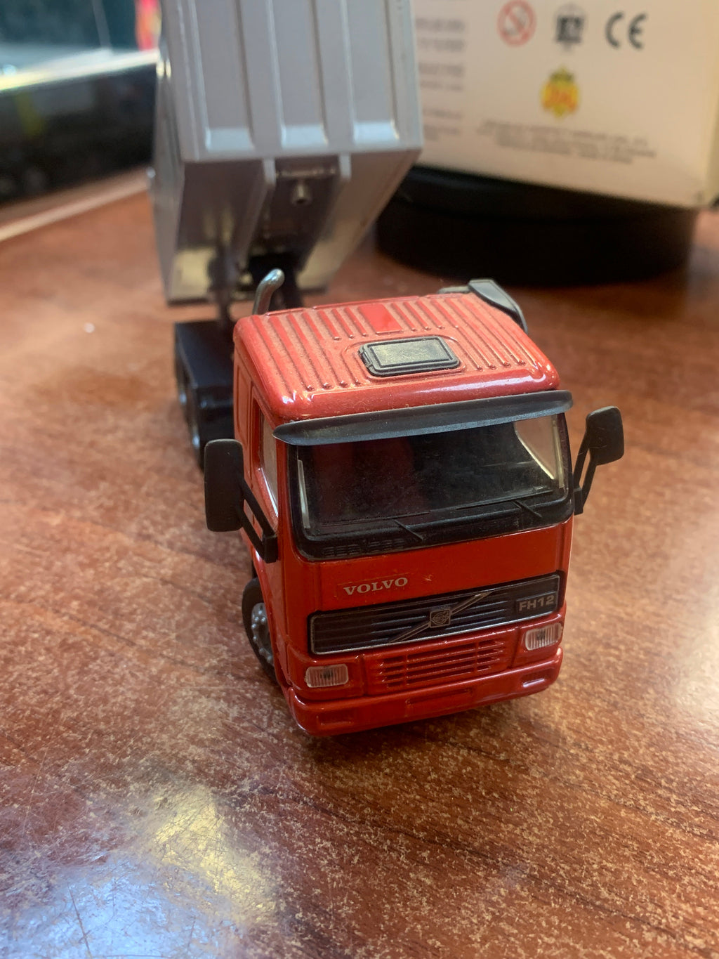 Volvo FH12-420 Dumptruck 1/50 Scale( Vintage JOAL, Compact) product image 10, provided for visual reference and product