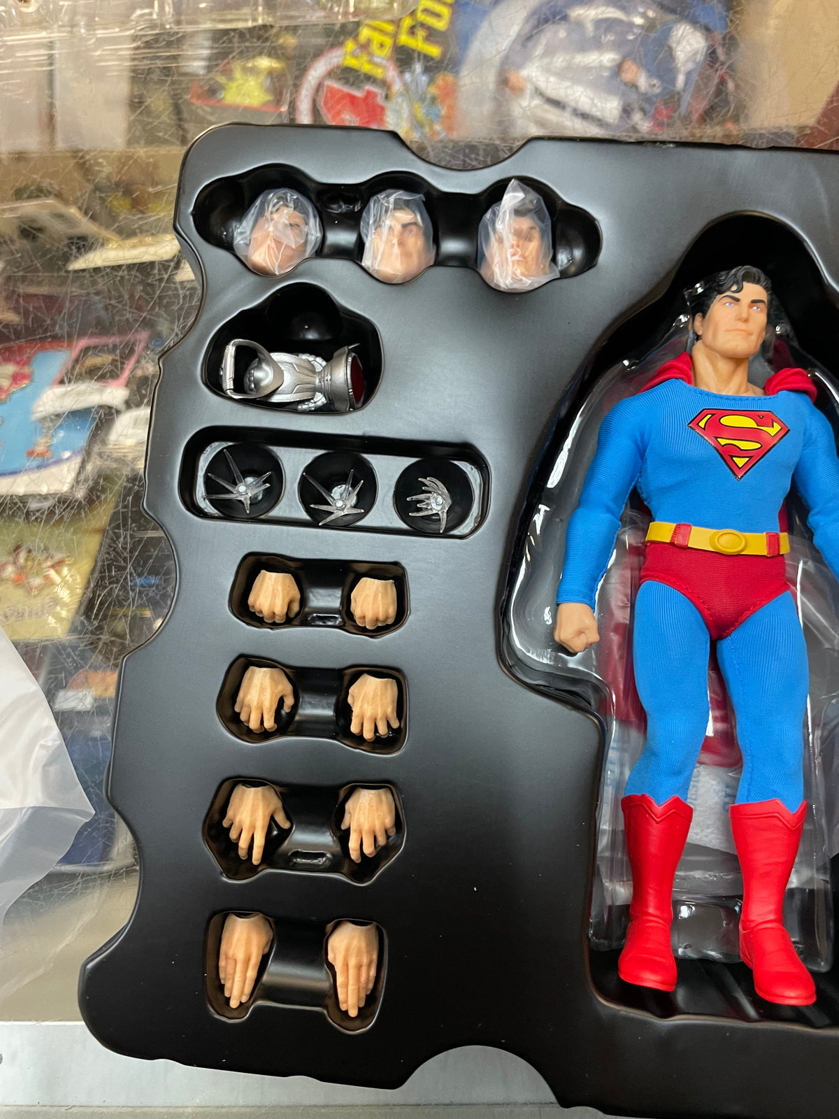 Man of Steel Superman (Mezco One:12, DC Comics) **COMPLETE** product image 8, provided for visual reference and product