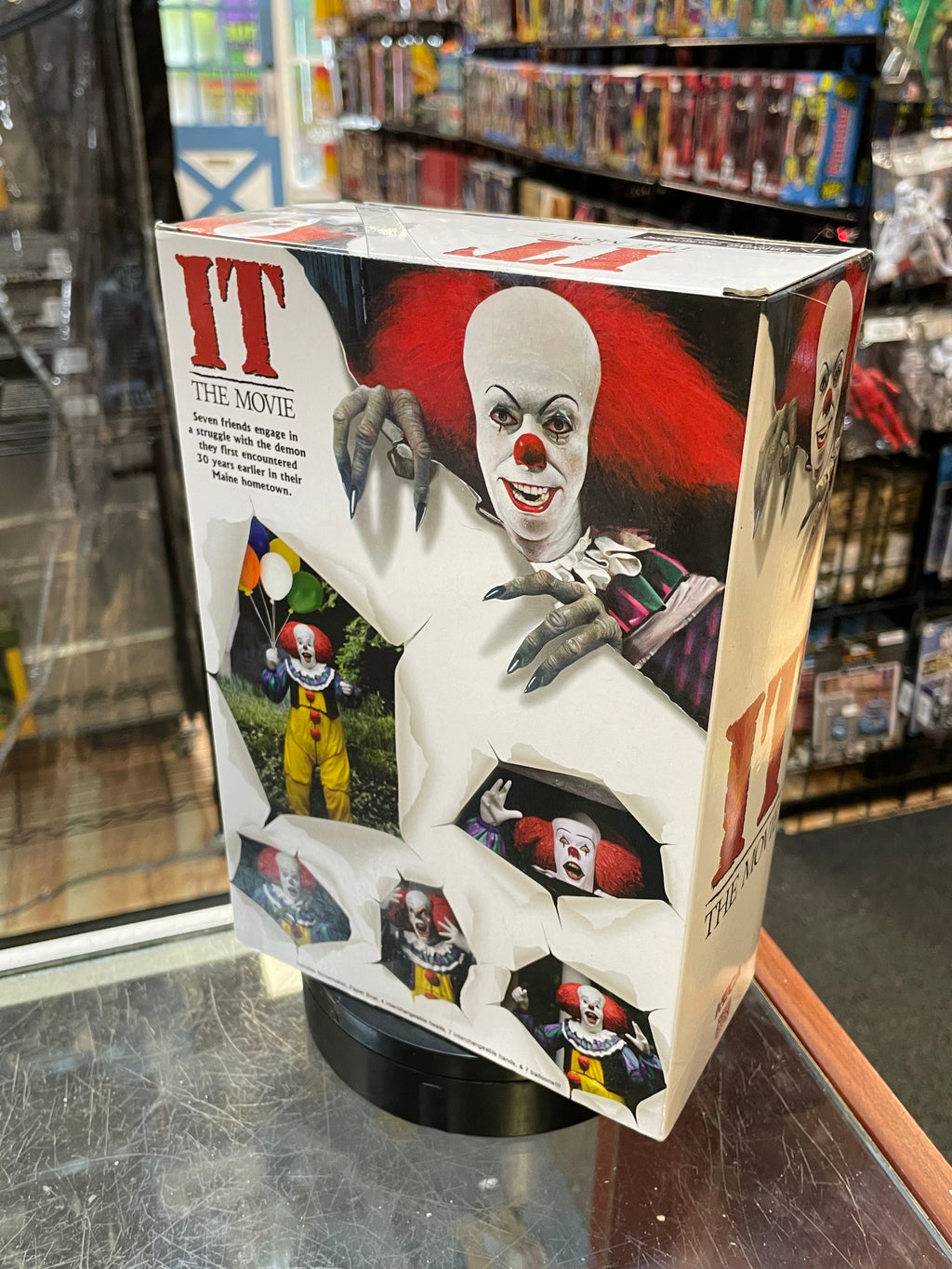 Pennywise Ultimate (NECA, IT) **SEALED** product image 5, provided for visual reference and product detail review
