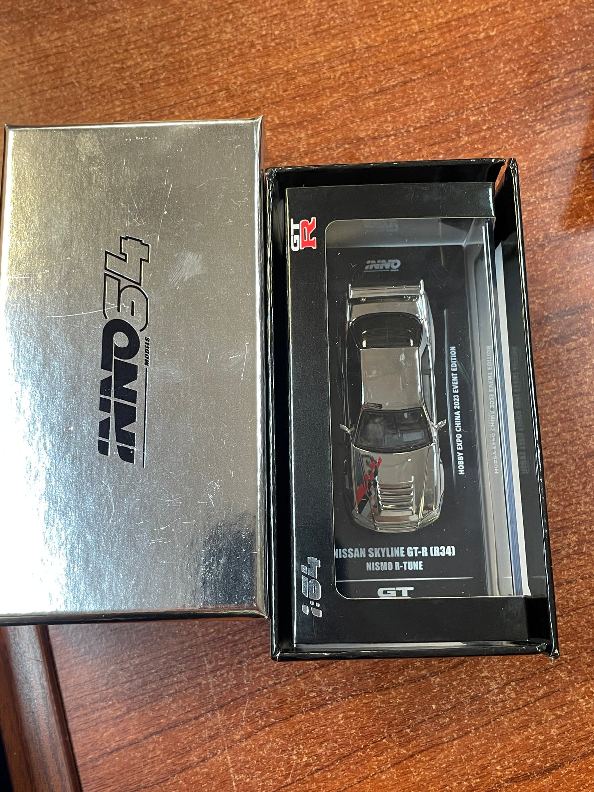 Nissan Skyline GT-R NISMO Chrome (Inno64, Diecast ) **EXCLUSIVE** product image 7, provided for visual reference and product