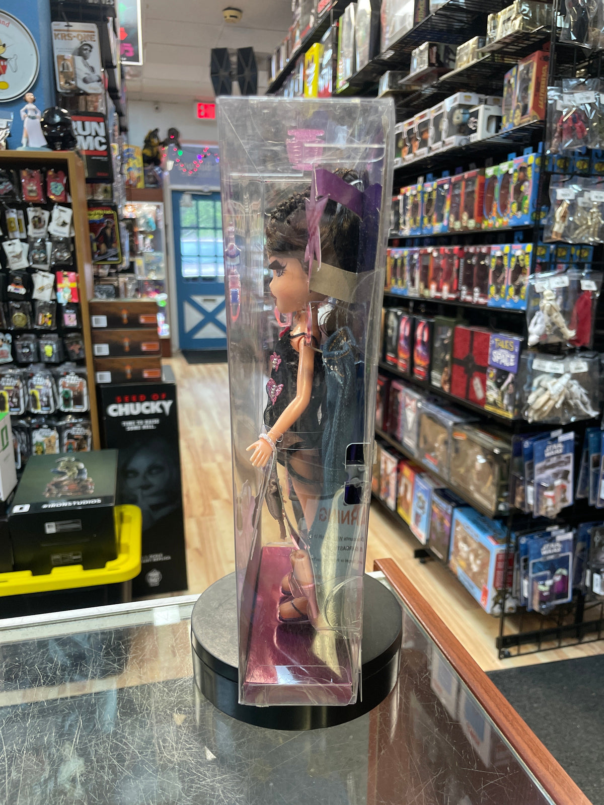 Bratz Dana Girls Nite Out! (Bratz, MGA Entertainment) **SEALED** product image 4, provided for visual reference and product