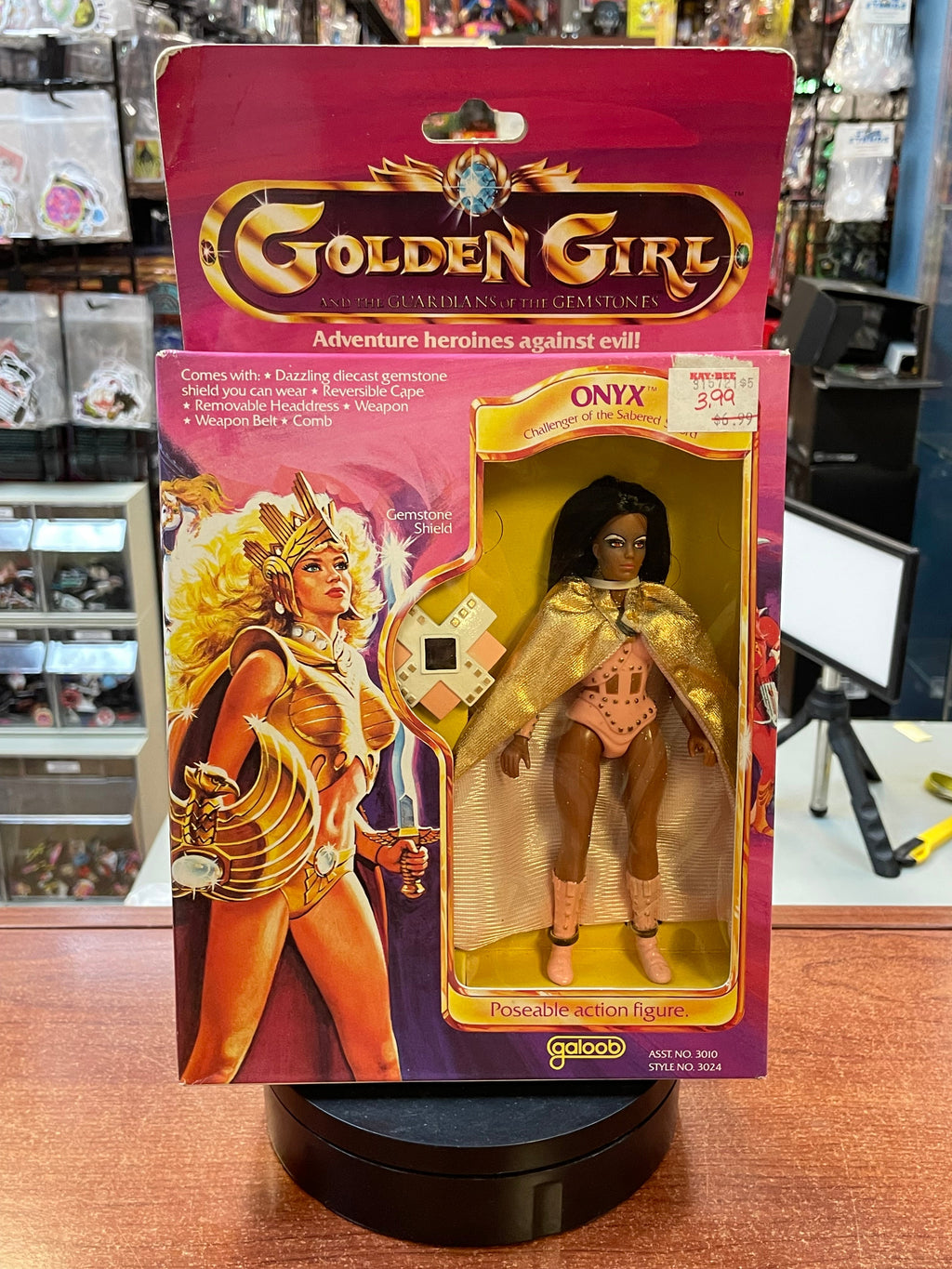 Onyx (Vintage Golden Girl & the Guardians, Galoob) SEALED product image 1, provided for visual reference and product detail