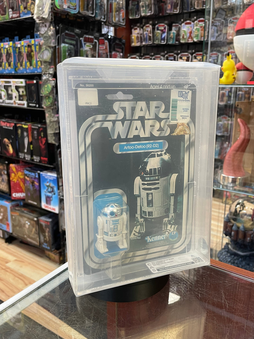 R2-D2 Artoo Detoo 12A Back (Vintage Star Wars, Kenner) GRADED product image 4, provided for visual reference and product