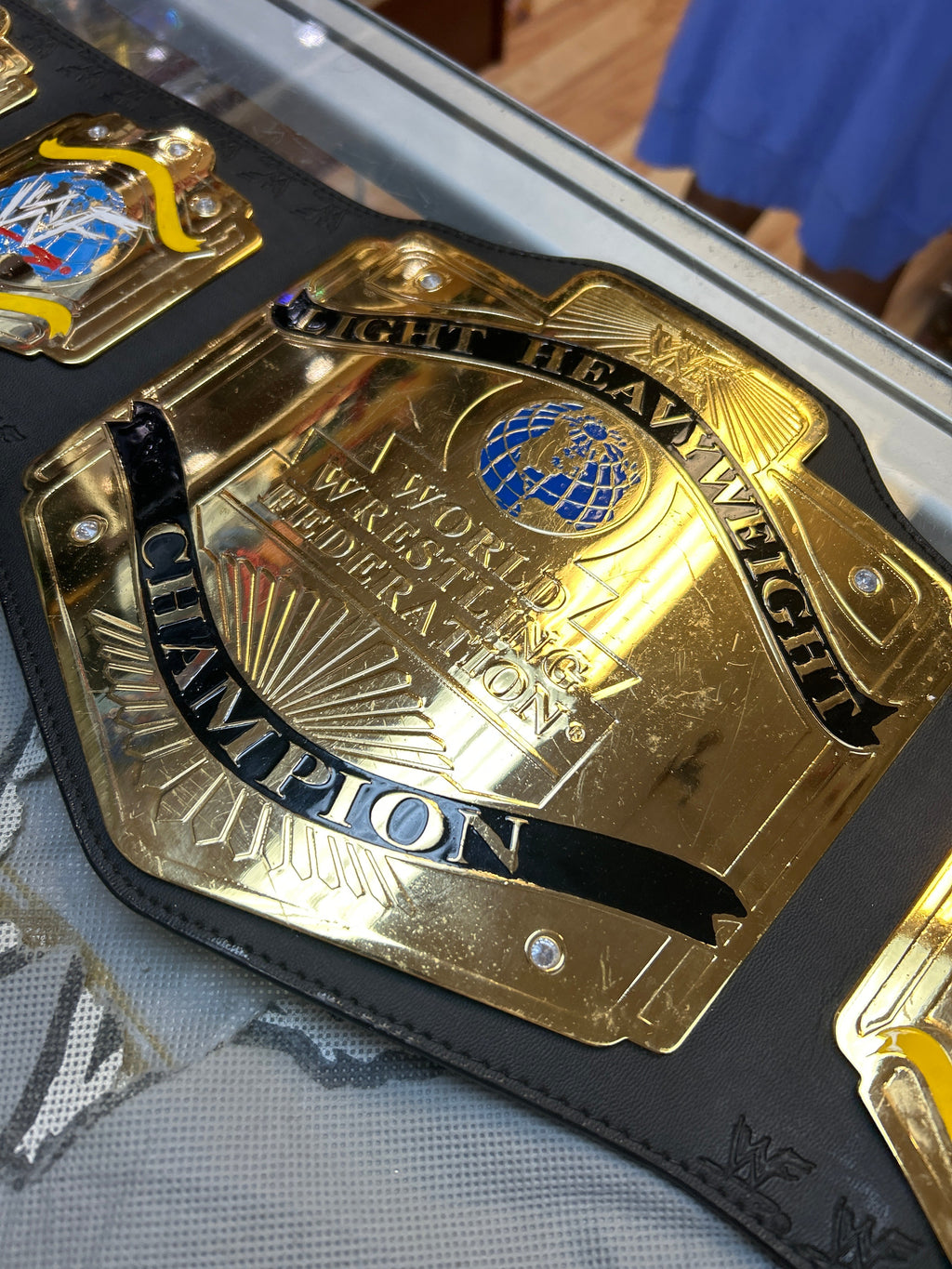 Light Heavyweight Championship Belt with Bag (Vintage WWF, Figures Toy Company) product image 3, provided for visual