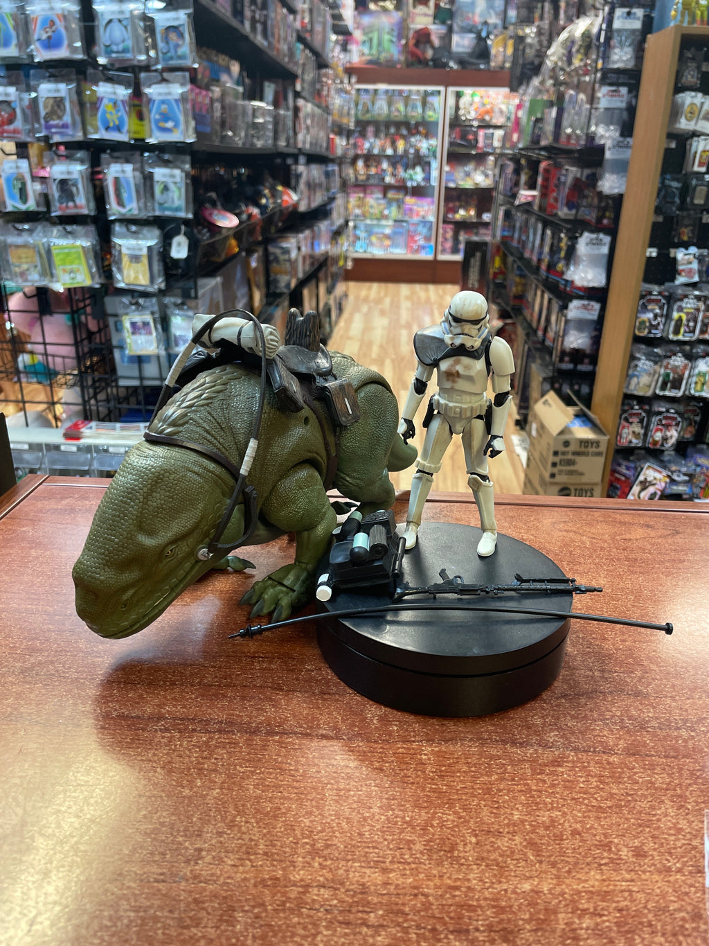 Dewback with Sandtrooper (Star Wars Black Series, Hasbro) product image 1, provided for visual reference and product detail