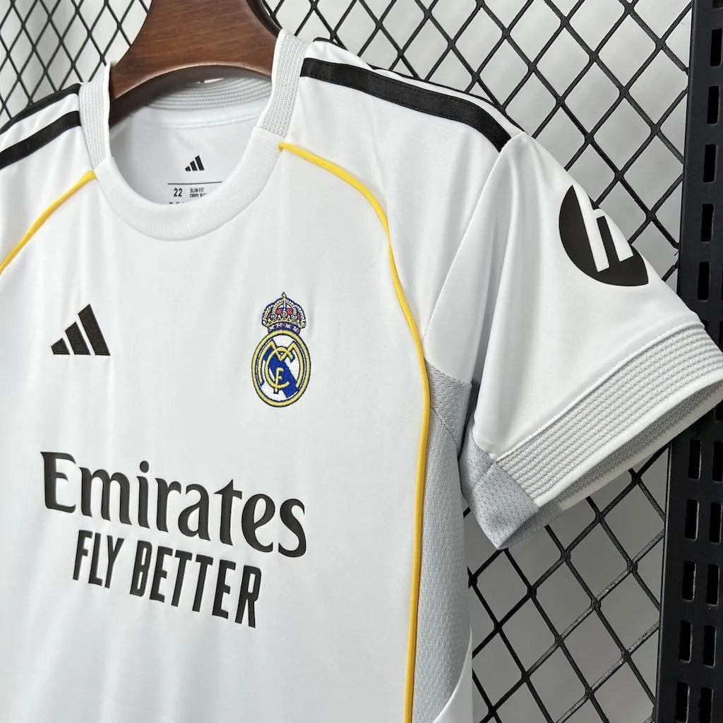 Kids Real Madrid Home Jersey 25/26 Football Kit Soccer product image 5
