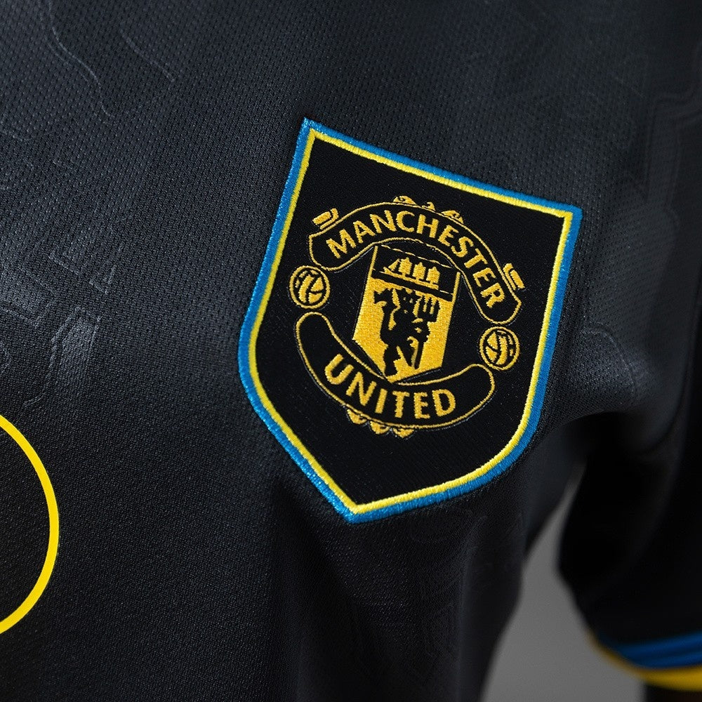 Women Manchester United Jersey 25/26 Third Football Kit product image 5