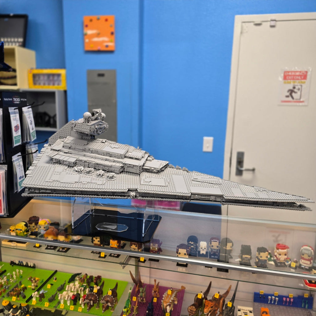 75252 LEGO Star Wars: Imperial Star Destroyer - UCS (2nd edition) (Retired) (Previously Owned) product image 2, provided for
