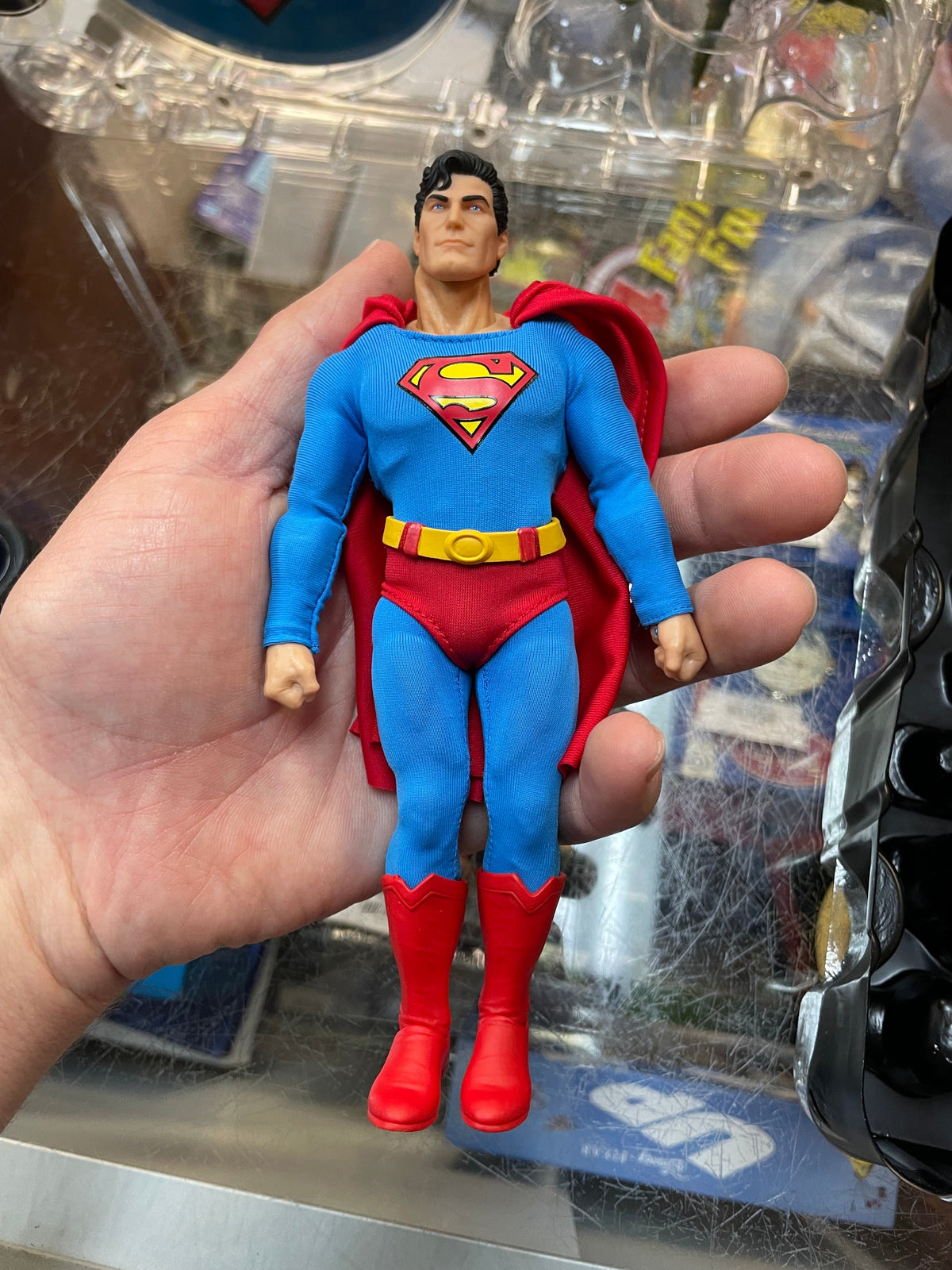 Man of Steel Superman (Mezco One:12, DC Comics) **COMPLETE** product image 4, provided for visual reference and product