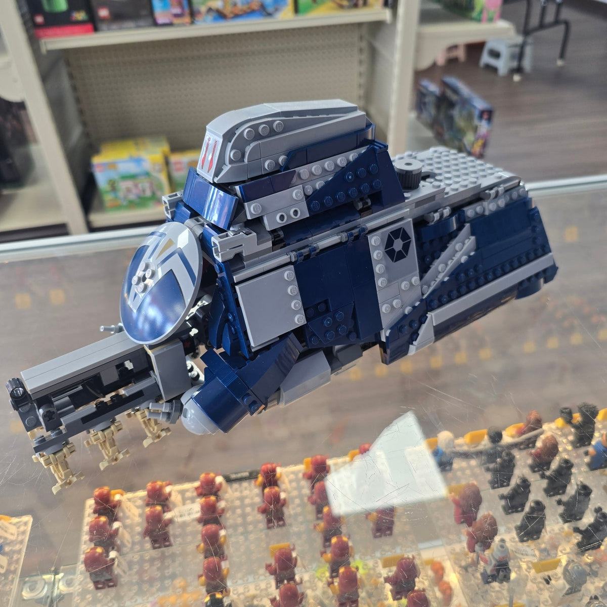 75435 Battle of Felucia Separatist MTT (Previously Owned) product image 1, provided for visual reference and product detail