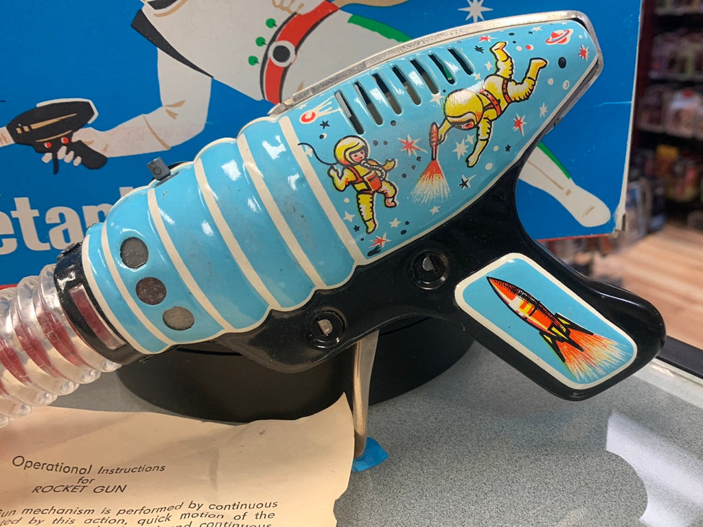 Ray Gun Space Pistol (Vintage Raketapisztoly, Tin Toy Litho) product image 3, provided for visual reference and product