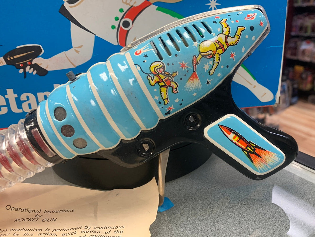 Ray Gun Space Pistol (Vintage Raketapisztoly, Tin Toy Litho) product image 3, provided for visual reference and product