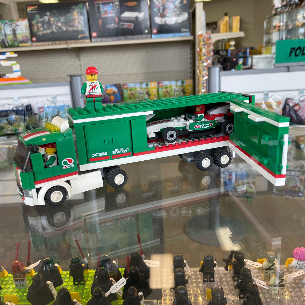 60025 Grand Prix Truck (Retired) (Previously Owned) product image 1, provided for visual reference and product detail review