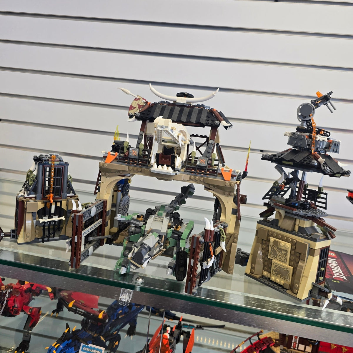 70655 NINJAGO Masters of Spinjitzu: Dragon Pit (Retired) (Previously Owned) product image 1, provided for visual reference