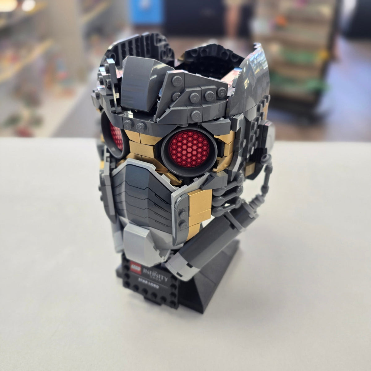 76251 Star-Lord's Helmet (Previously Owned) (Retired) product image 1, provided for visual reference and product detail