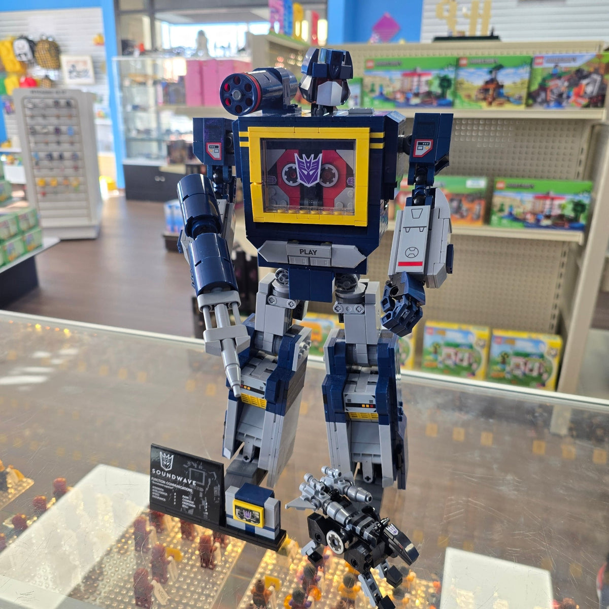 10358 Transformers: Soundwave (Previously Owned) product image 1, provided for visual reference and product detail review