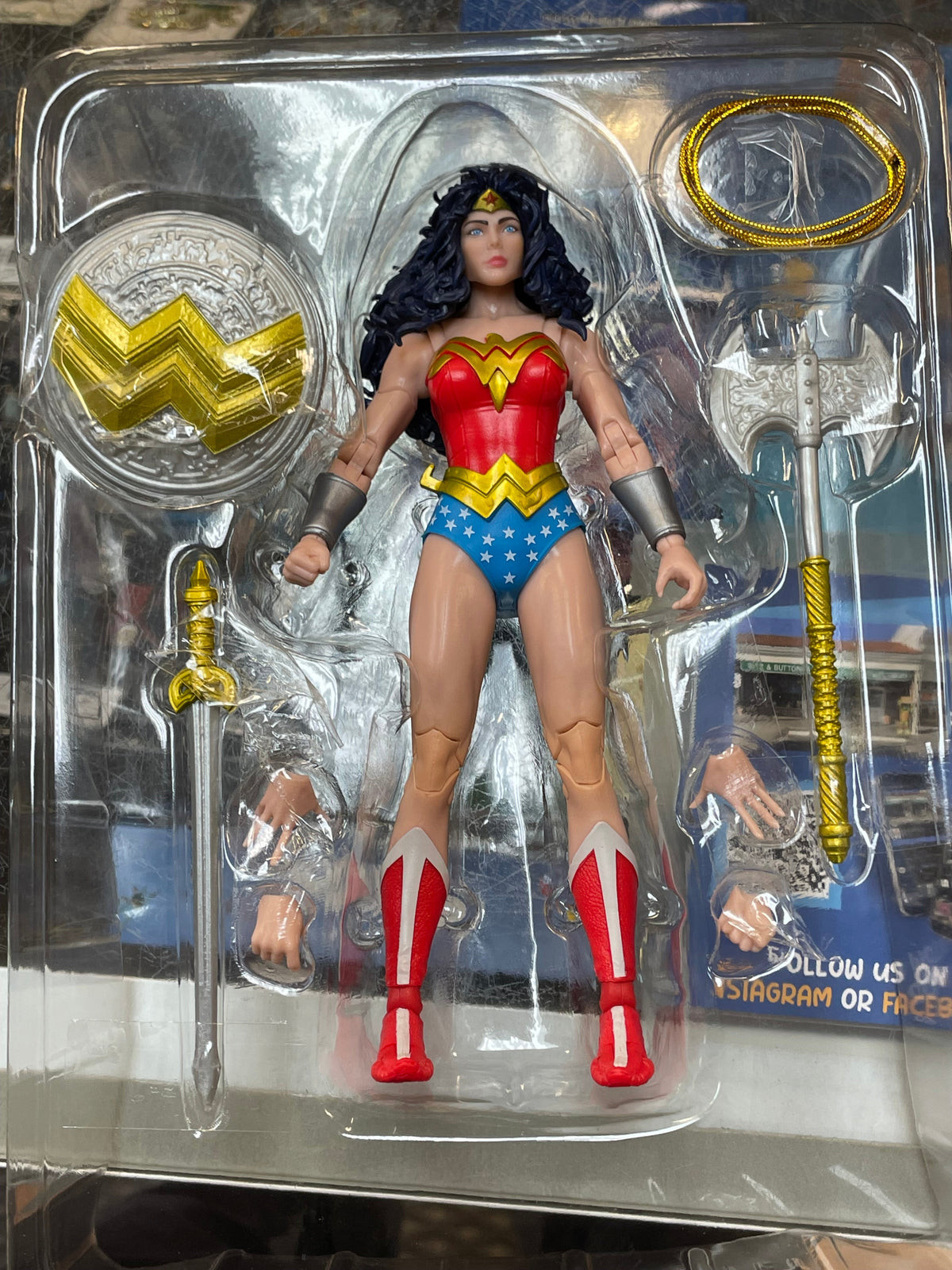 Wonder Woman Collector Edition (DC Multiverse, McFarlane Toys) COMPLETE product image 3, provided for visual reference and