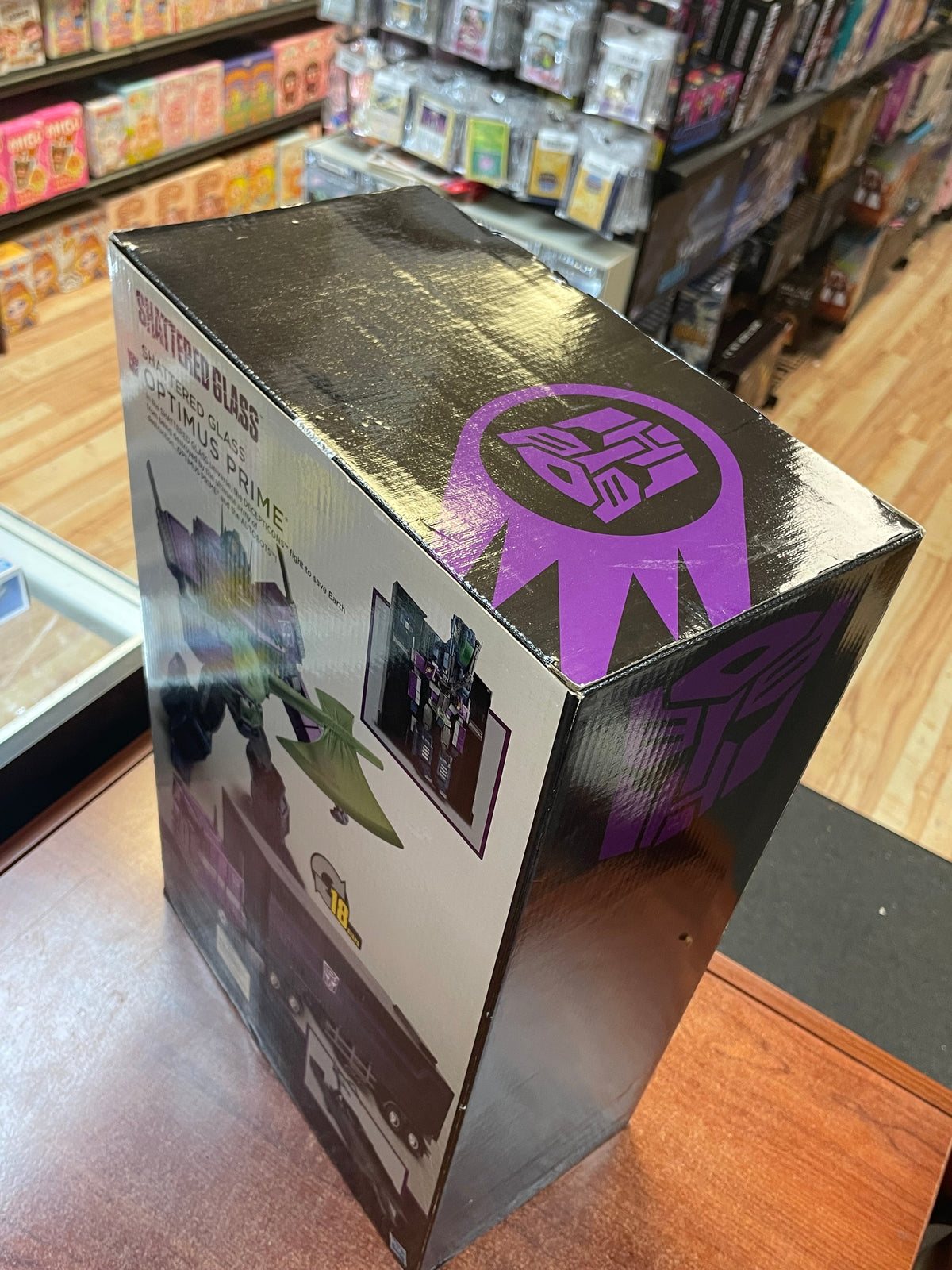 Shattered Glass Optimus Prime (Transformers Generations, Hasbro) **COMPLETE** product image 25, provided for visual